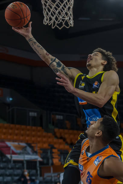 转会市场失意，邮报：弗兰克正专注于训练场打造一个全新热刺