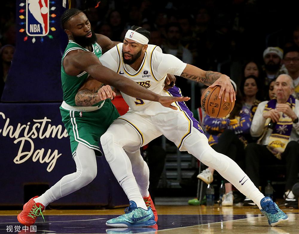 B费的进攻 B费的进攻